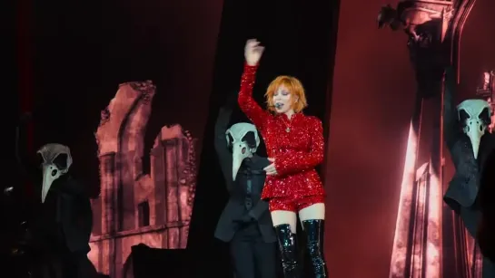 Mylène Farmer - Désenchantée - Nevermore 2023 (extrait live)