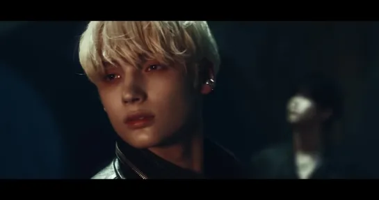 TXT (투모로우바이투게더) Chasing That Feeling Official MV