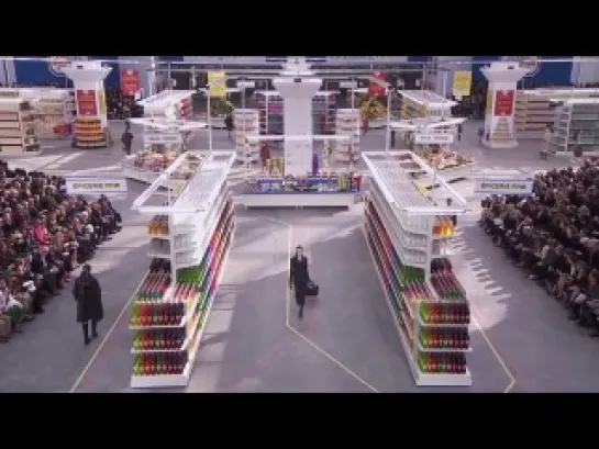 Chanel | Fall Winter 2014/2015 Full Fashion Show