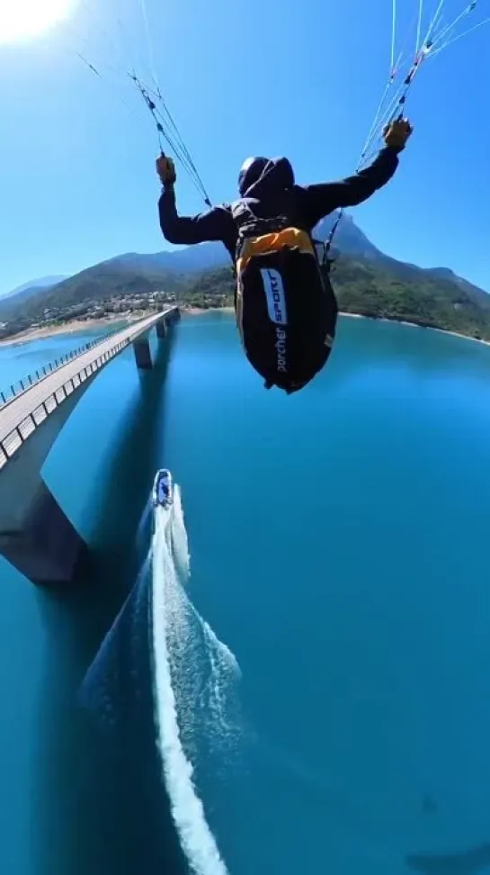 Видео от  Amazing GoPro