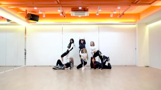 EVERGLOW - LA DI DA DANCE PRACTICE