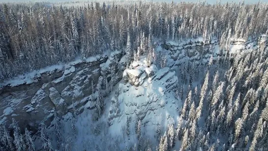 Усьвинские Столбы (Чёртов палец) с высоты. Пермский Край. Январь 2022