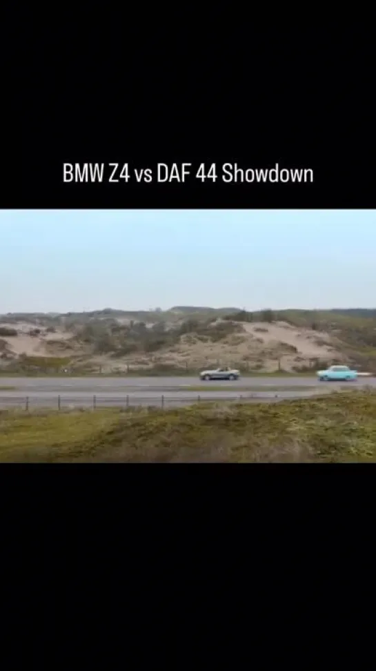 Confronto entre um BMW Z4 e um DAF 44. Cena com Beau Schneider do filme holandês _Meester Spion_ ou _Master Spy_ 🕵️ 
Publicação