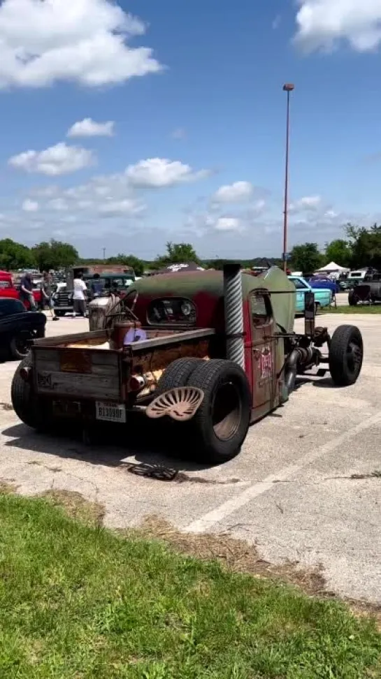 1947 International Rat Rod - owner: James Russell #sickcarsandtrucks #ratrod #ratrodtruck