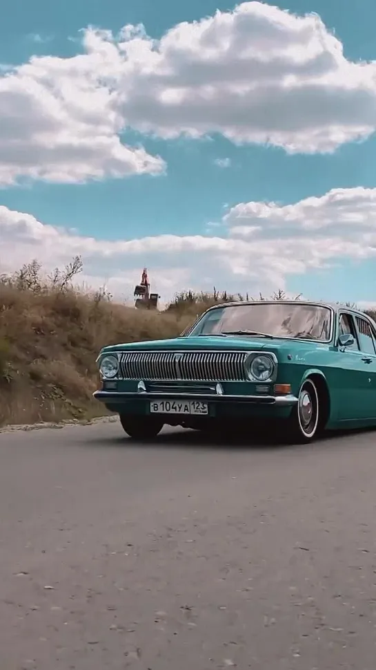 GAZ-24 VOLGA

#lowration #lowrider #stance #stancerussia