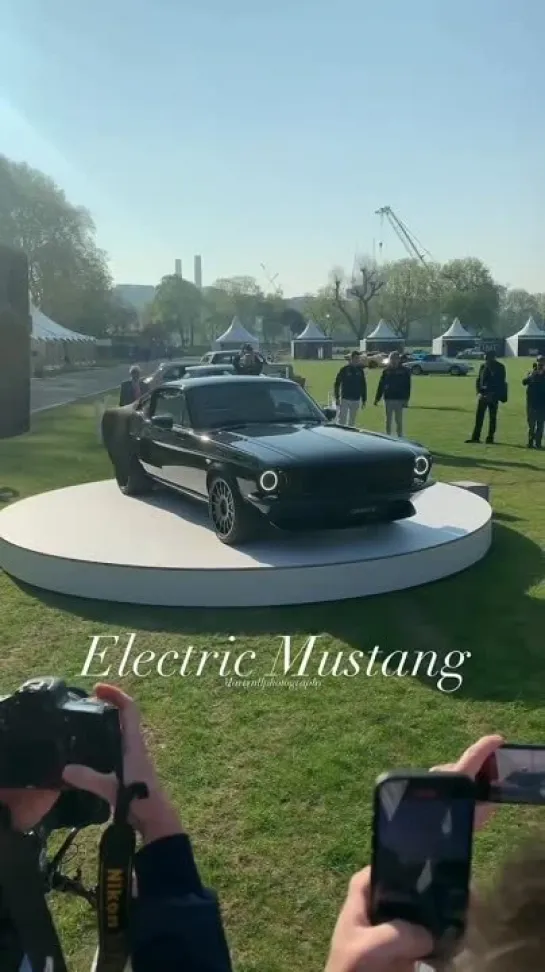 Credit @martynllphotography /@charge.cars Electric Mustang
@salonpriveuk
•
#cars #Shelby #Fastback #Classic #classics #Classicca