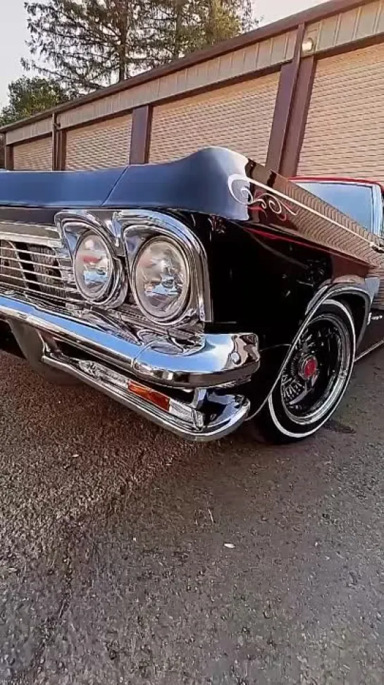 @1_firme_car_culture
#impala #chevroletimpala #chevyimpala #impalass #lowrider #lowcar #classiccars #moparornocar #moparmuscle #