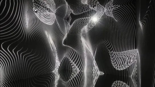 Refik Anadol | TIEE - Infinity Room